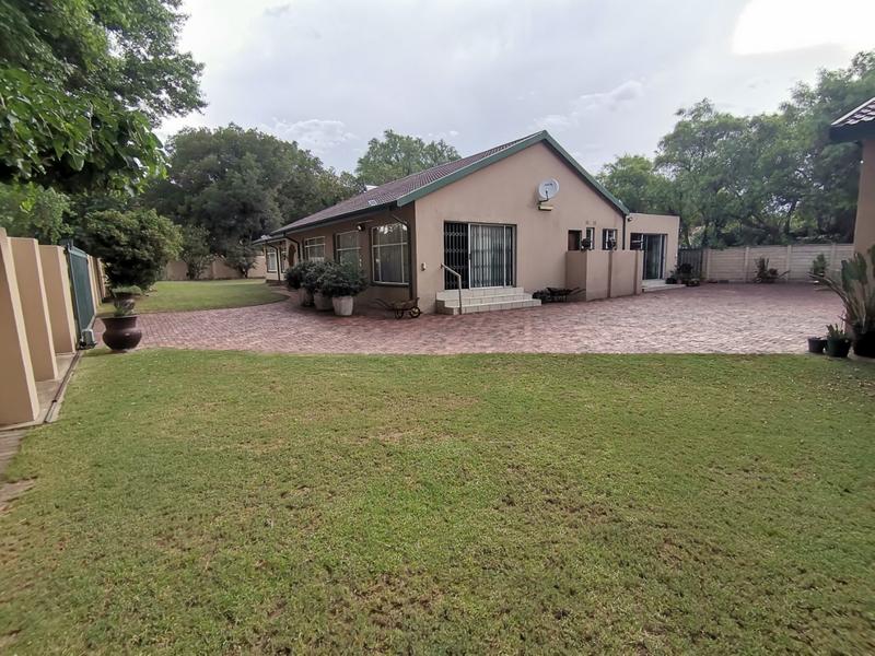 3 Bedroom Property for Sale in Vaalpark Free State